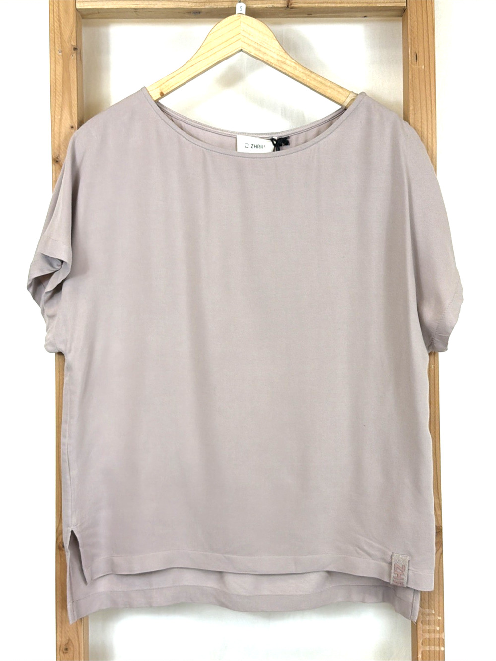NWT Zhrill Taupe Cap Sleeve High Low Hem Scoop Neck Top #1409 Size S